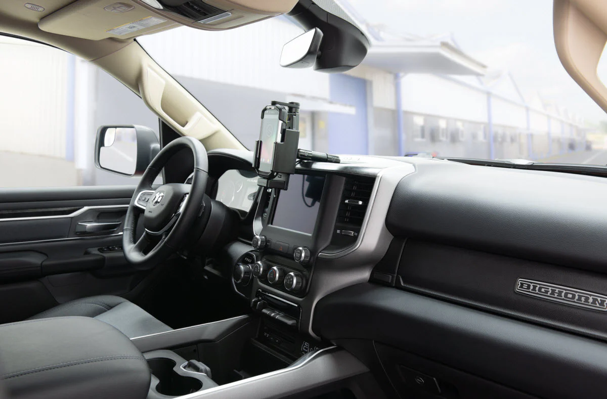 Commercial Dash Mount with Pedestal for RAM Trucks - Image 3