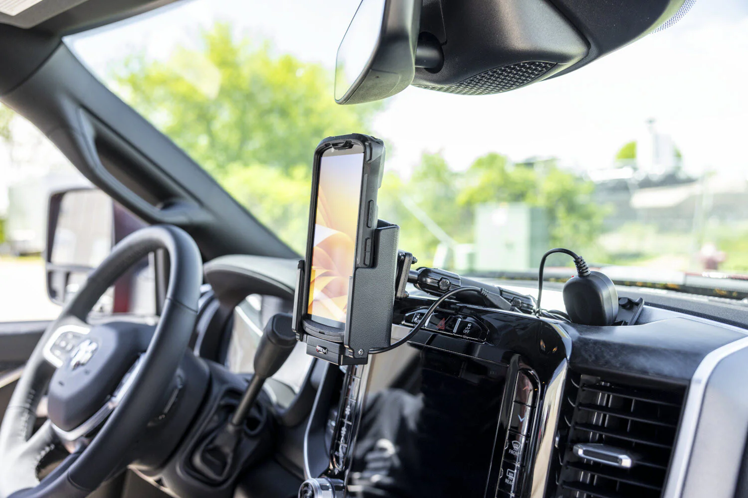 Commercial Dash Mount with Pedestal for RAM Trucks (Large Screen Models) - Image 5