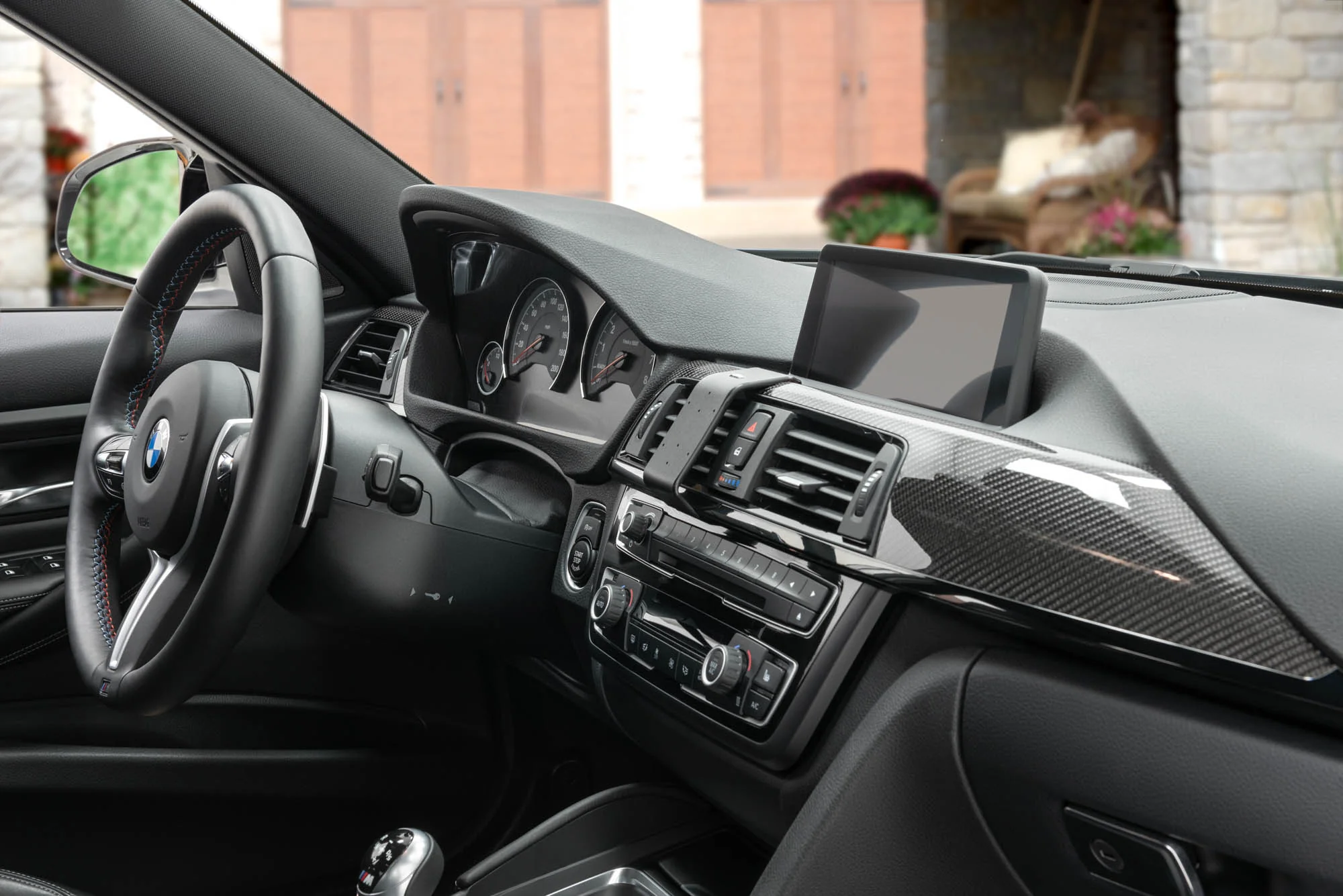 Center Dash Mount for BMW 4-Series/M4 - Image 3