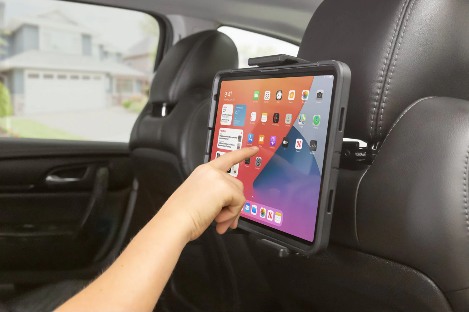 Large Universal Tablet Holder - Image 4