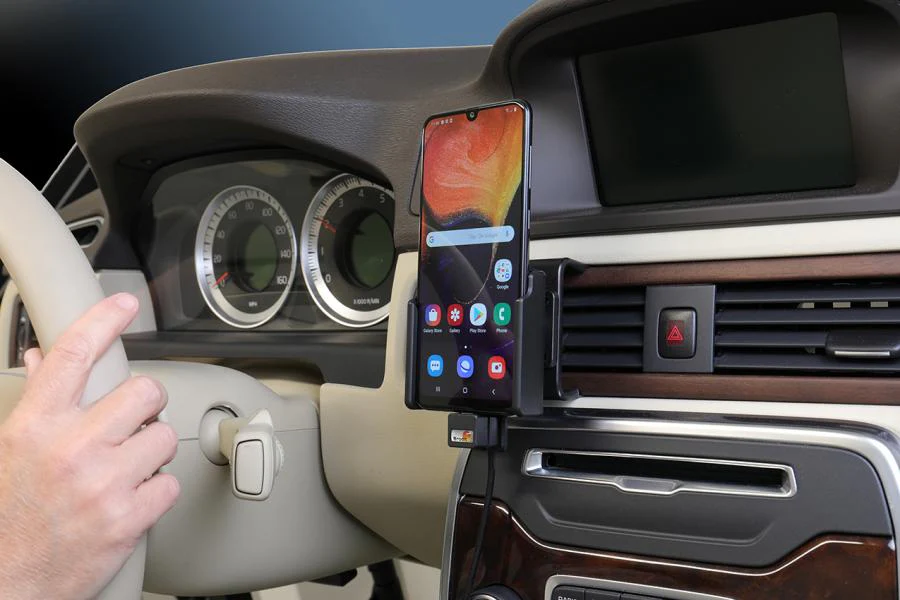 Charging Holder with USB Cigarette Lighter Plug - Image 4