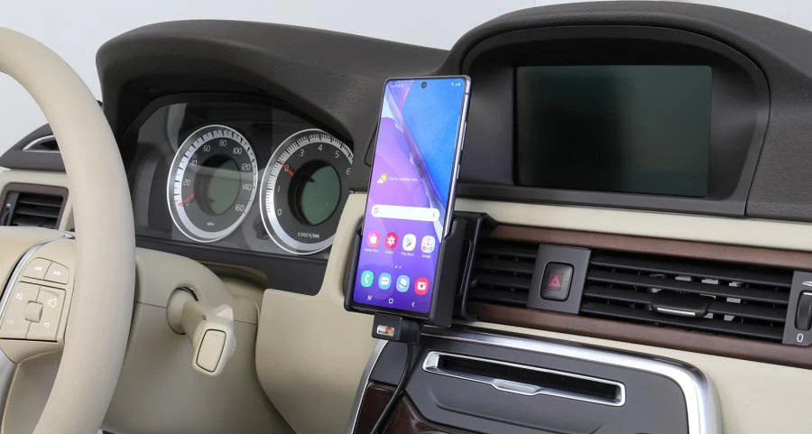 Charging Holder with USB Cigarette Lighter Plug - Image 3