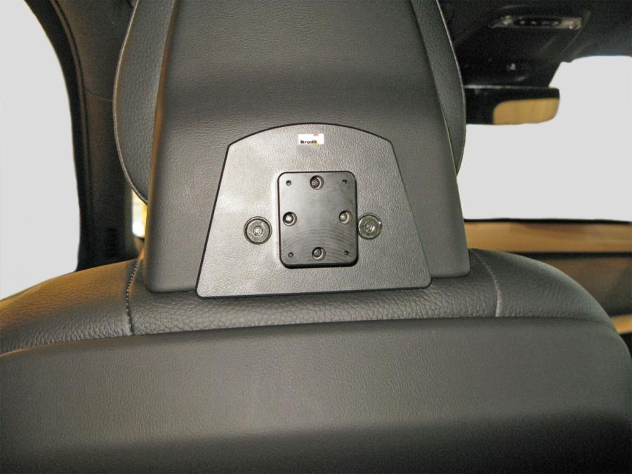 Headrest Mount for Volvo S90/V90/XC60/XC90 - Select Years - Image 3