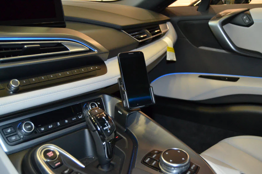 Right Console Mount for BMW i8 - Image 2