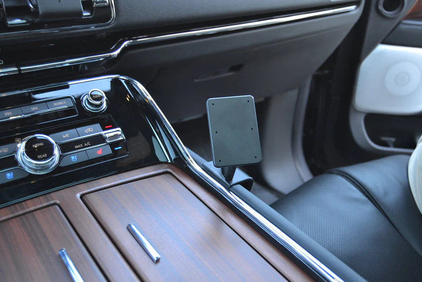 Right Console Mount for Lincoln Navigator