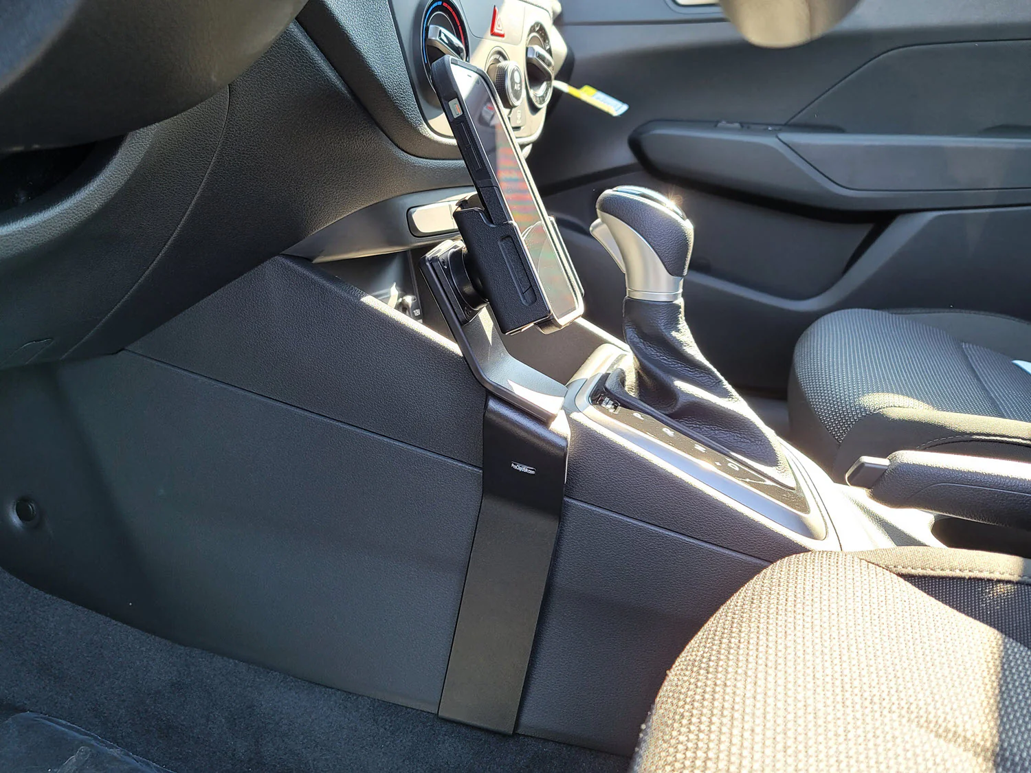 Left Console Mount for Hyundai Accent - Image 4