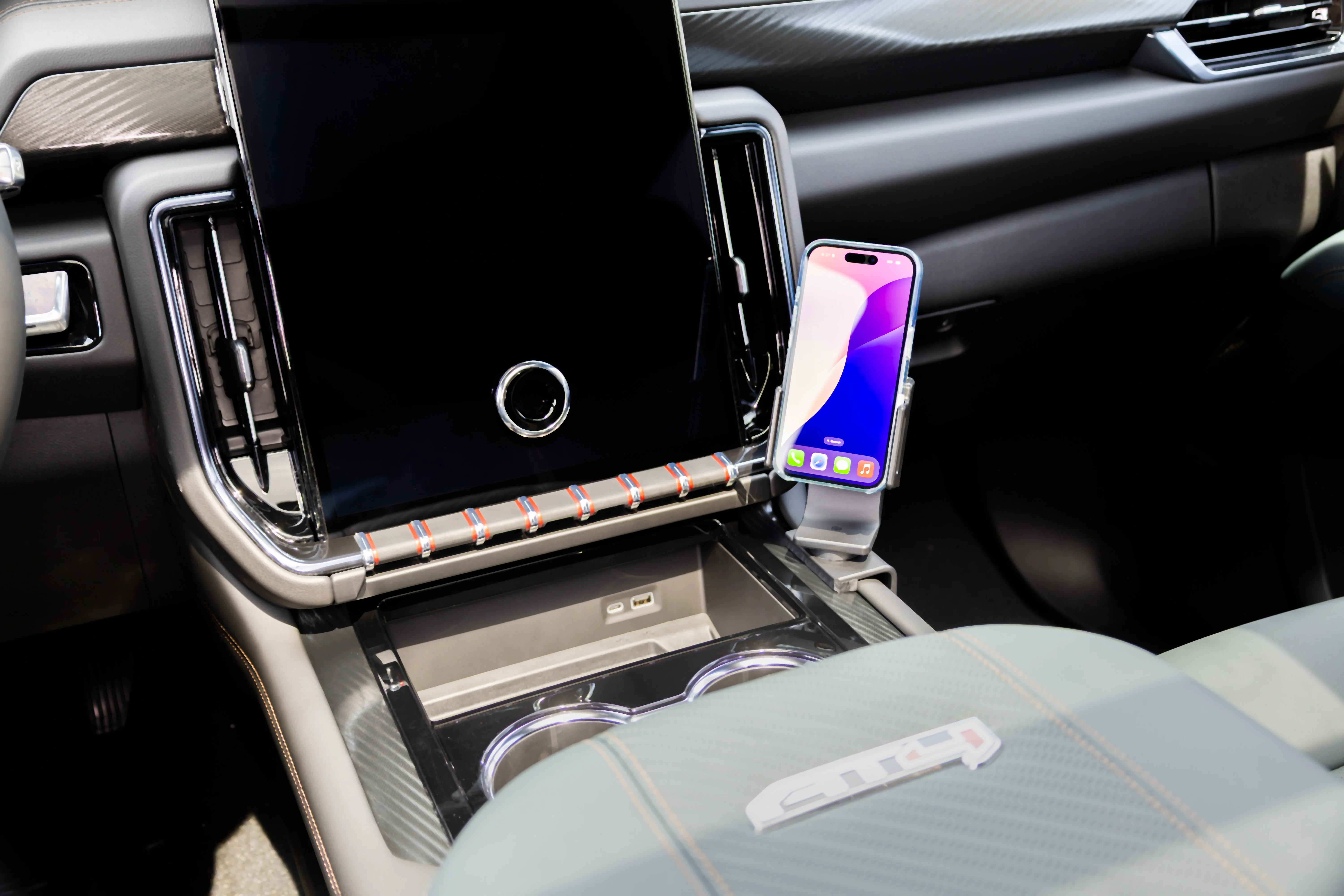 Console Mount for GMC Yukon - Image 6