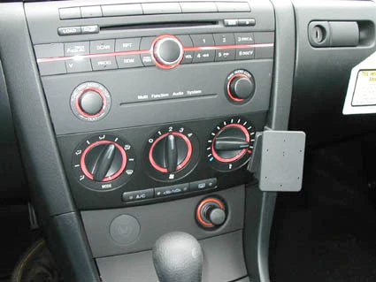Angled Dash Mount for Mazda 3