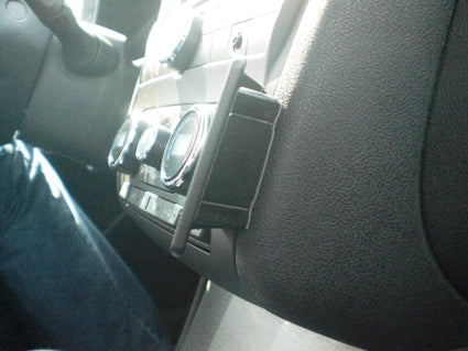 Angled Dash Mount for Nissan Altima - Image 4