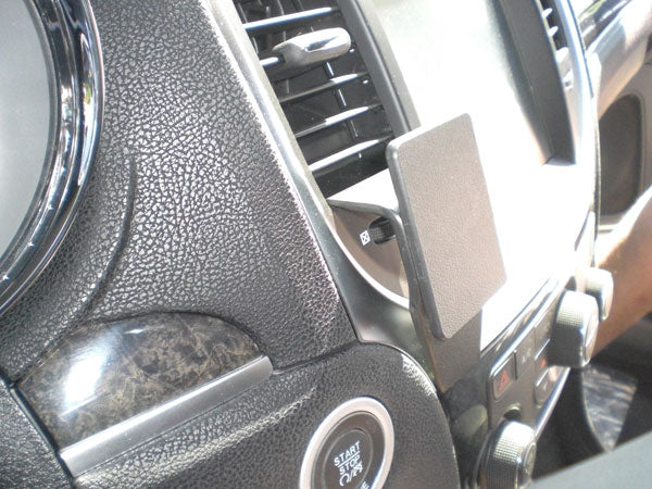 Center Dash Mount for Chrysler 300/300S - Image 2