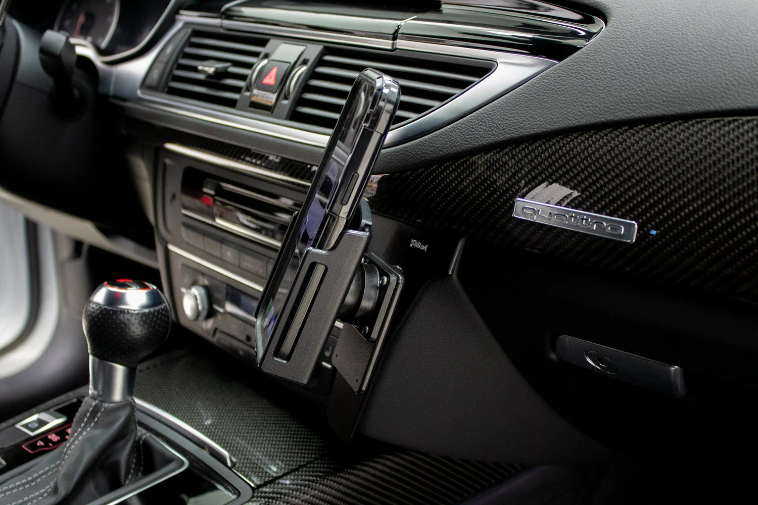 Angled Dash Mount for Audi A7, S7 - Image 4