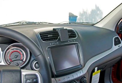 Center Dash Mount for Dodge Journey - Image 5