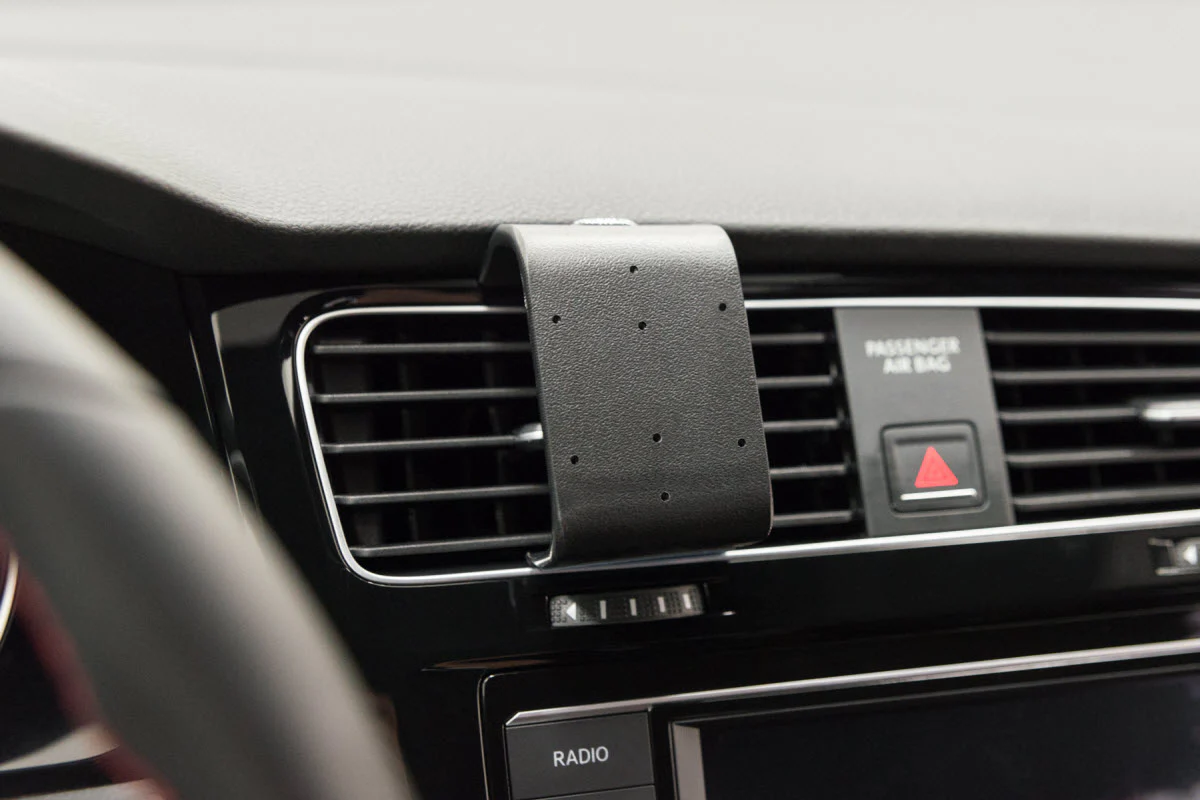 Center Dash Mount for VW Golf (GTI) VII - Image 2