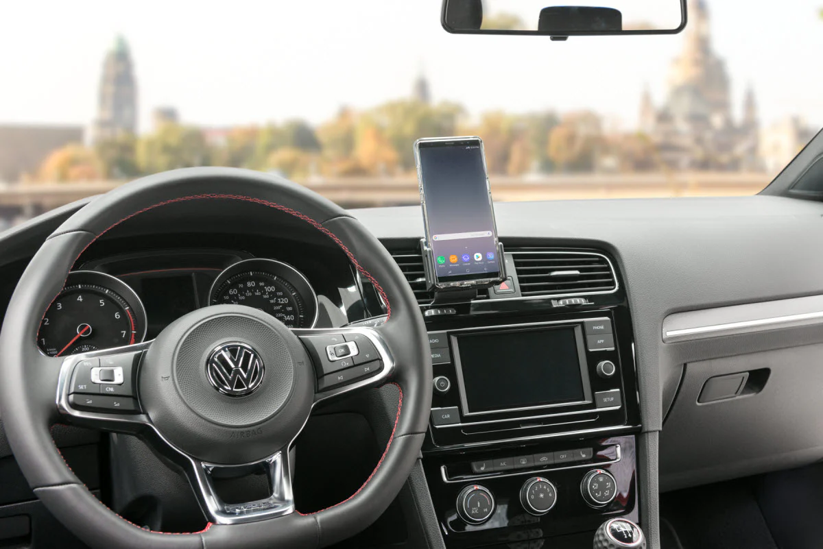 Center Dash Mount for VW Golf (GTI) VII - Image 4