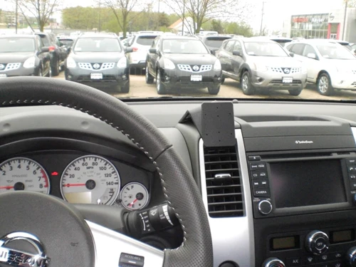 Center Dash Mount for Nissan Frontier, Xterra