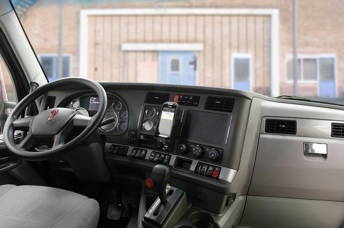 Center Dash Mount - Image 5