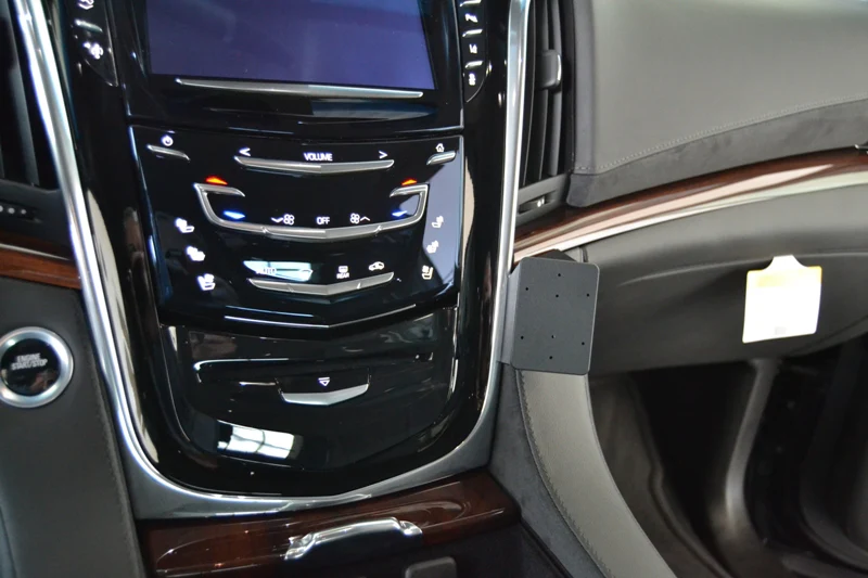 Angled Dash Mount for Cadillac Escalade - Image 2