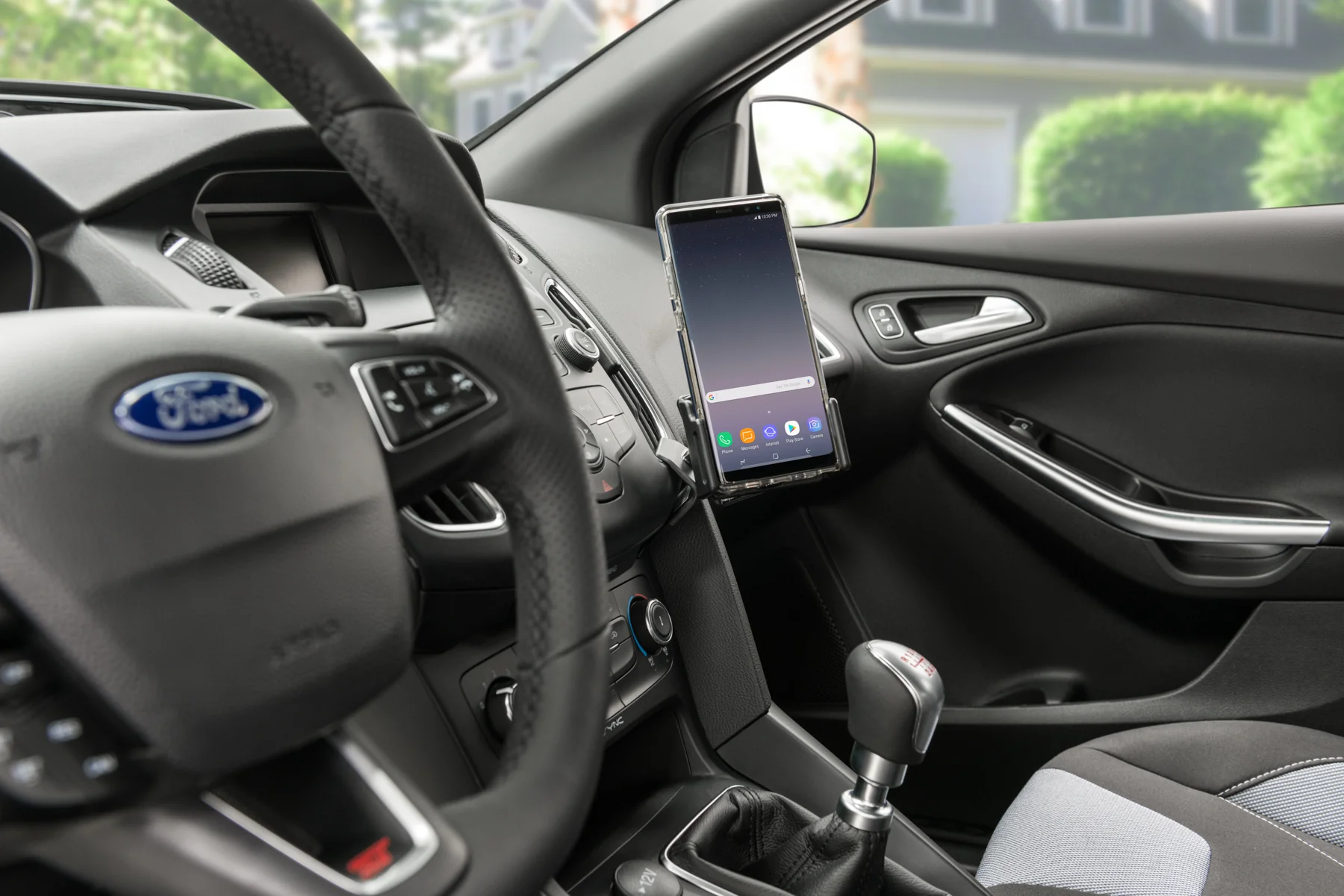 Angled Dash Mount for Ford Focus - Image 3