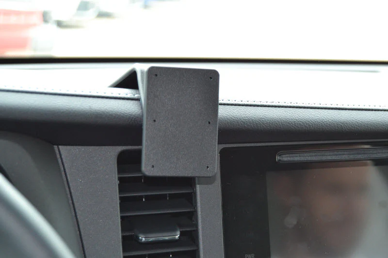 Center Dash Mount for Toyota Sienna - Image 2