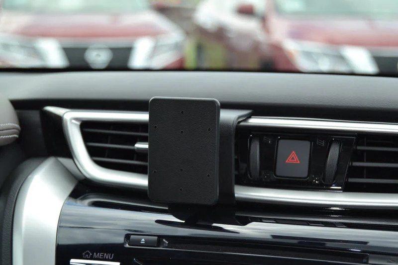 Center Dash Mount for Nissan Murano - Image 3