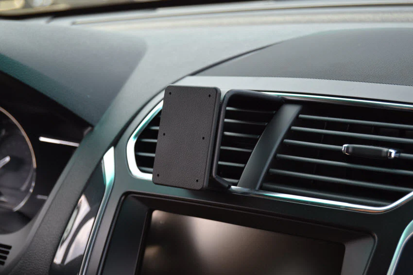 Center Dash Mount for Ford Explorer - Image 3