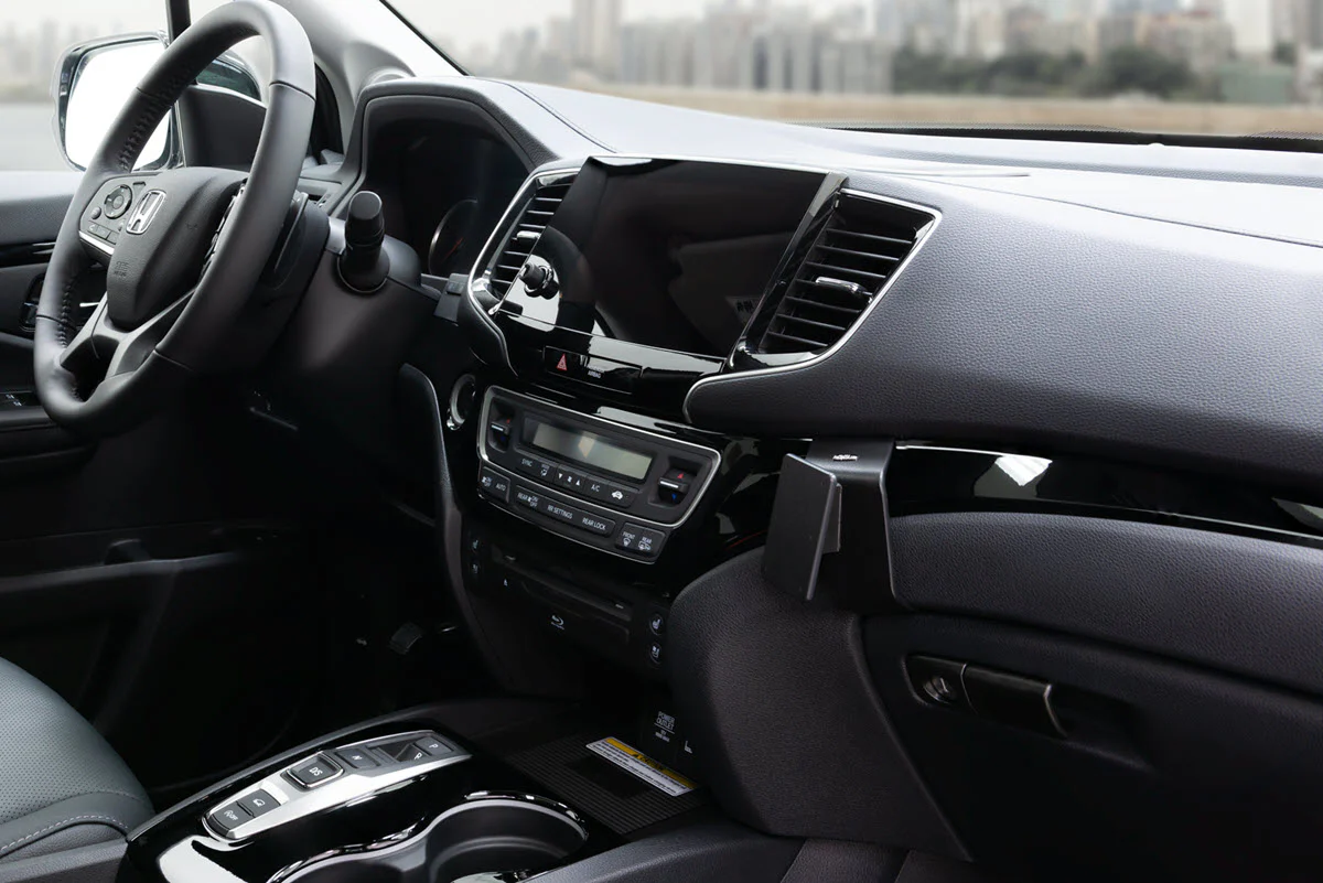 Angled Dash Mount for Honda Passport, Pilot, Ridgeline - Image 4