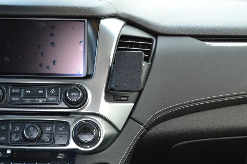 Angled Dash Mount for Chevy Suburban, Tahoe, GMC Yukon - Image 3