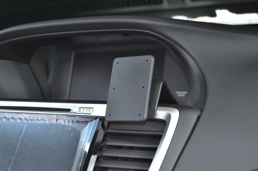 Angled Dash Mount for Honda Accord - Image 2