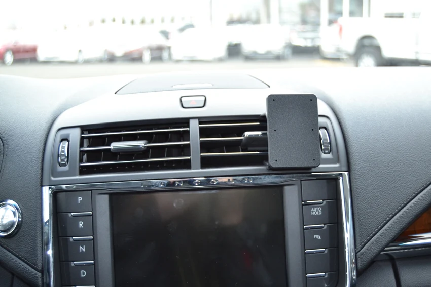 Center Dash Mount for Lincoln Continental - Image 4