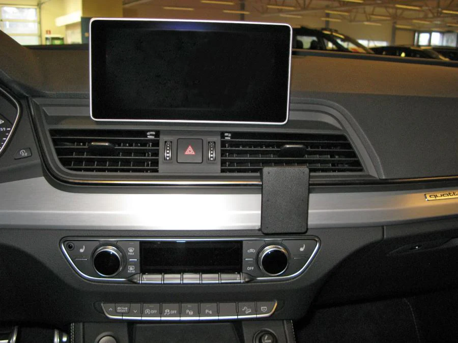 Center Dash Mount for Audi Q5 - Image 2