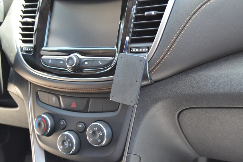 Angled Dash Mount for Chevy Trax - Image 2