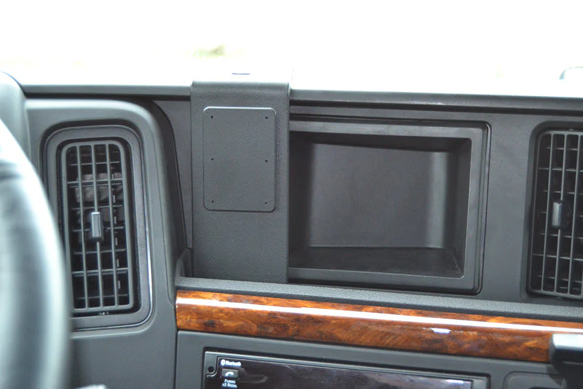 Center Dash Mount - Image 4