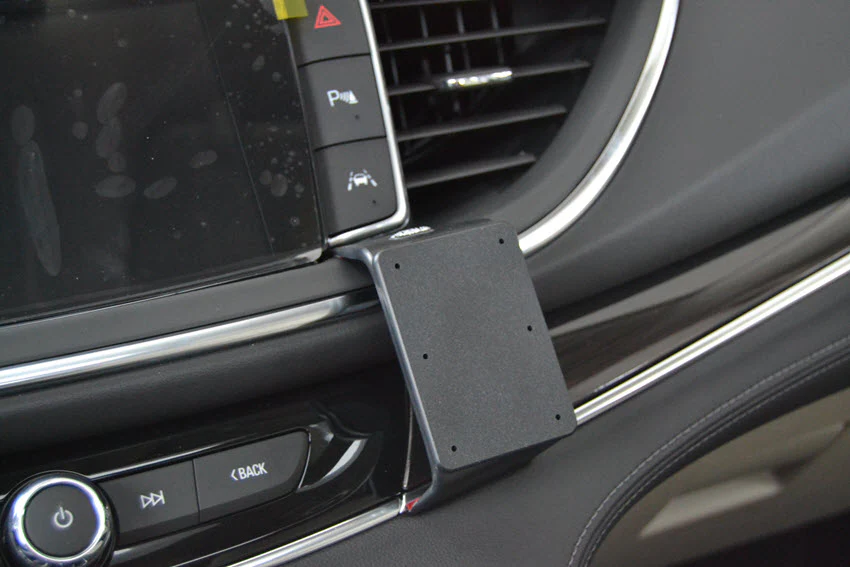 Angled Dash Mount for Buick Enclave - Image 3