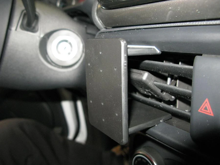 Center Dash Mount for Ford Ecosport - Image 2