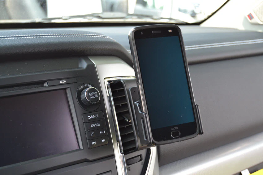 Angled Dash Mount for Nissan Titan - Image 3
