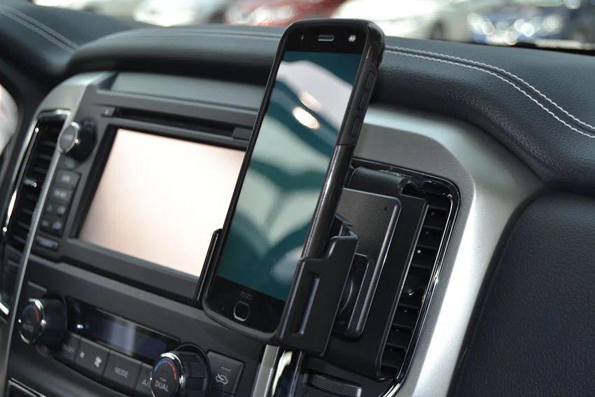 Angled Dash Mount for Nissan Titan - Image 4