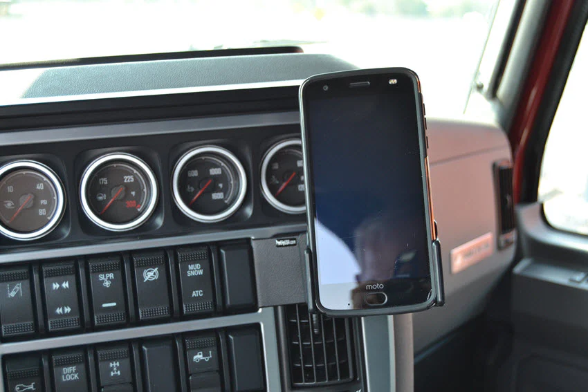 Angled Dash Mount - Image 3