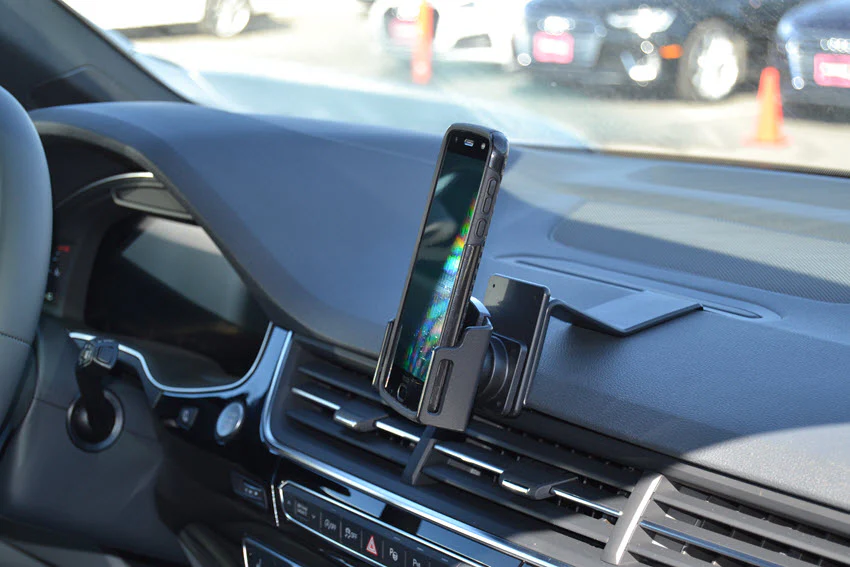 Center Dash Mount for Audi Q7 - Image 3