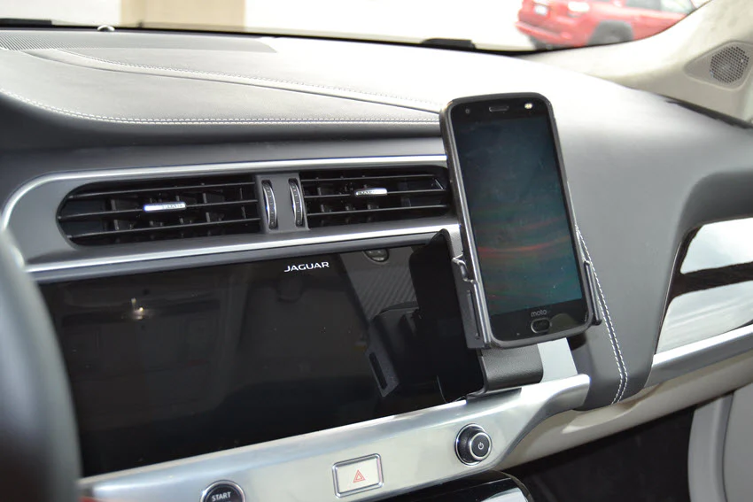Center Dash Mount for Jaguar I-Pace - Image 3