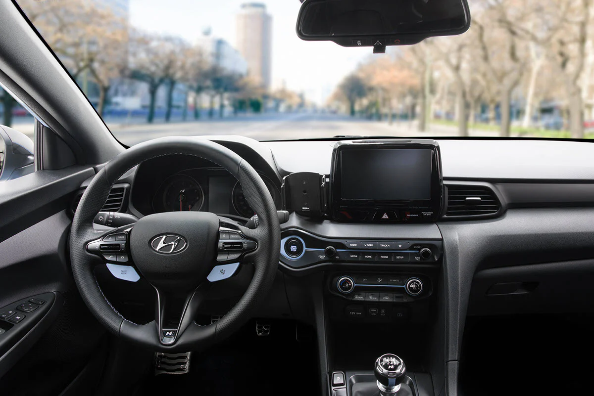Center Dash Mount for Hyundai Veloster - Image 4