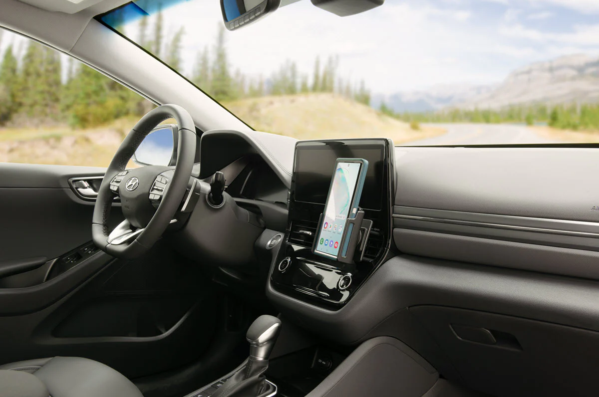 Angled Dash Mount for Hyundai Ioniq - Image 6