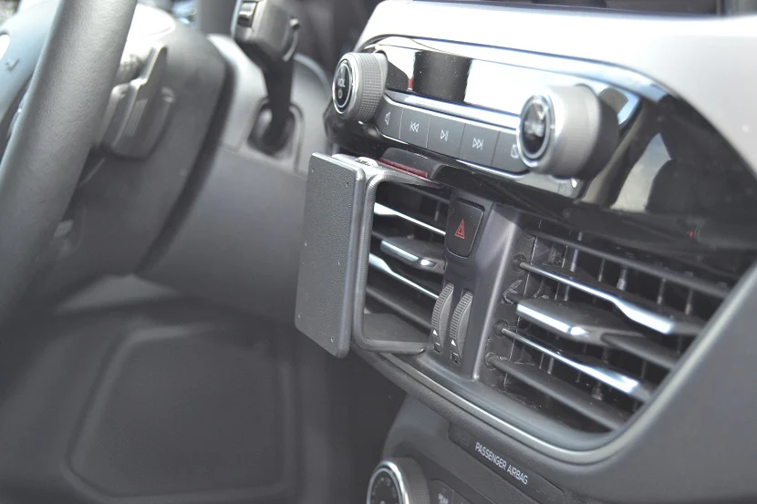 Center Dash Mount for Ford Escape - Image 2