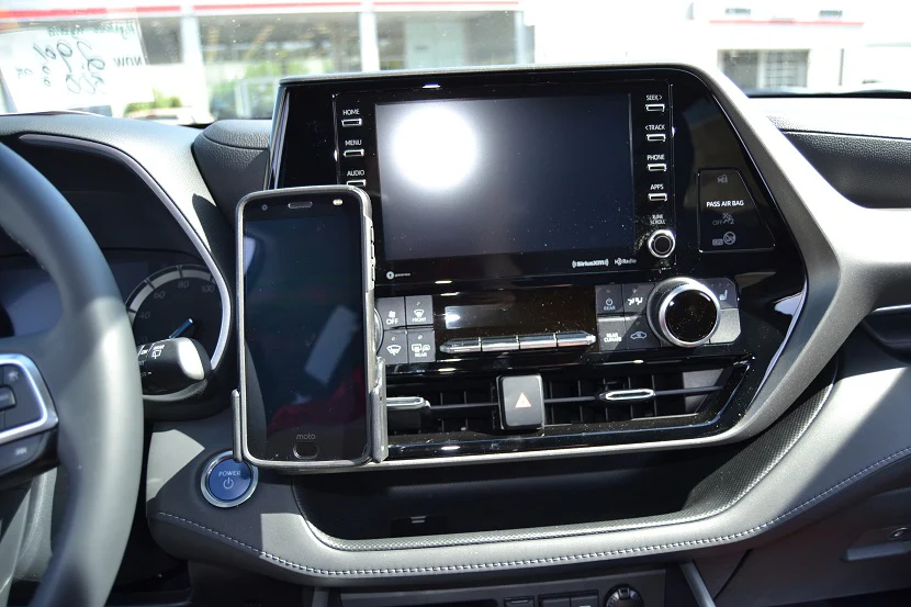 Center Dash Mount for Toyota Highlander - Image 2