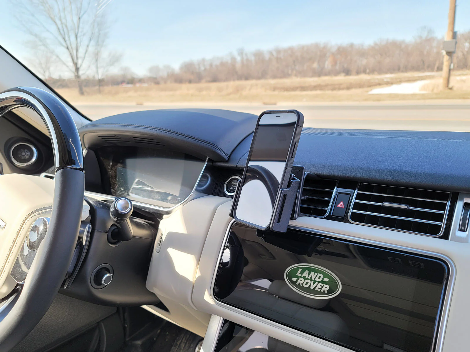 Center Dash Mount for Land Rover Range Rover - Image 5