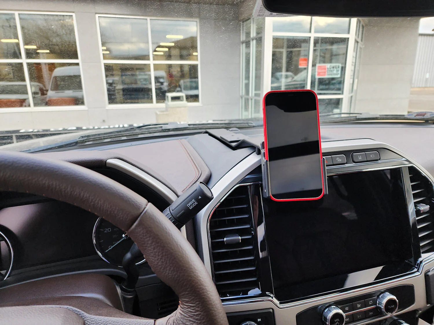 Ford Super Duty Center Dash Mount - Image 5