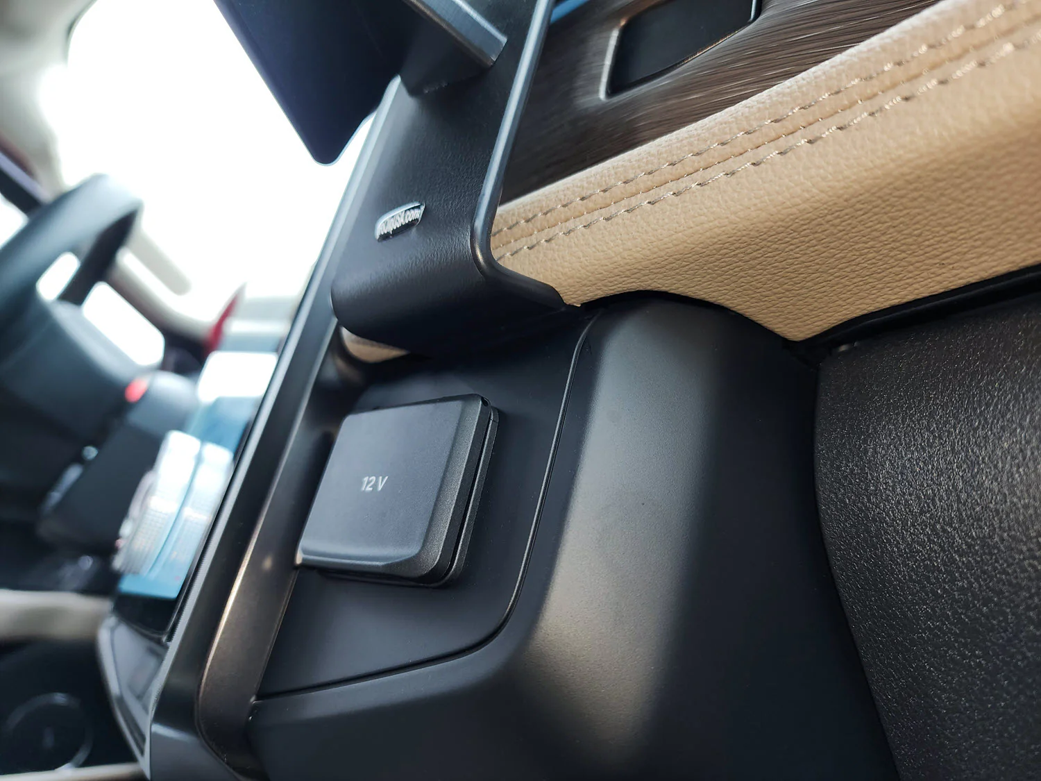 Mid-Center Dash Mount - Image 4