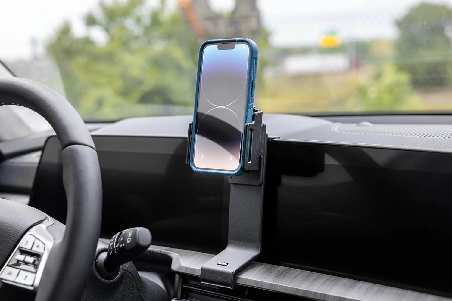 Center Dash Mount for Kia Telluride - Image 9