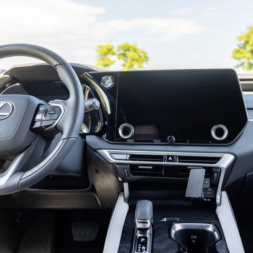 Lexus RX Series Angled Dash Mount - Image 2