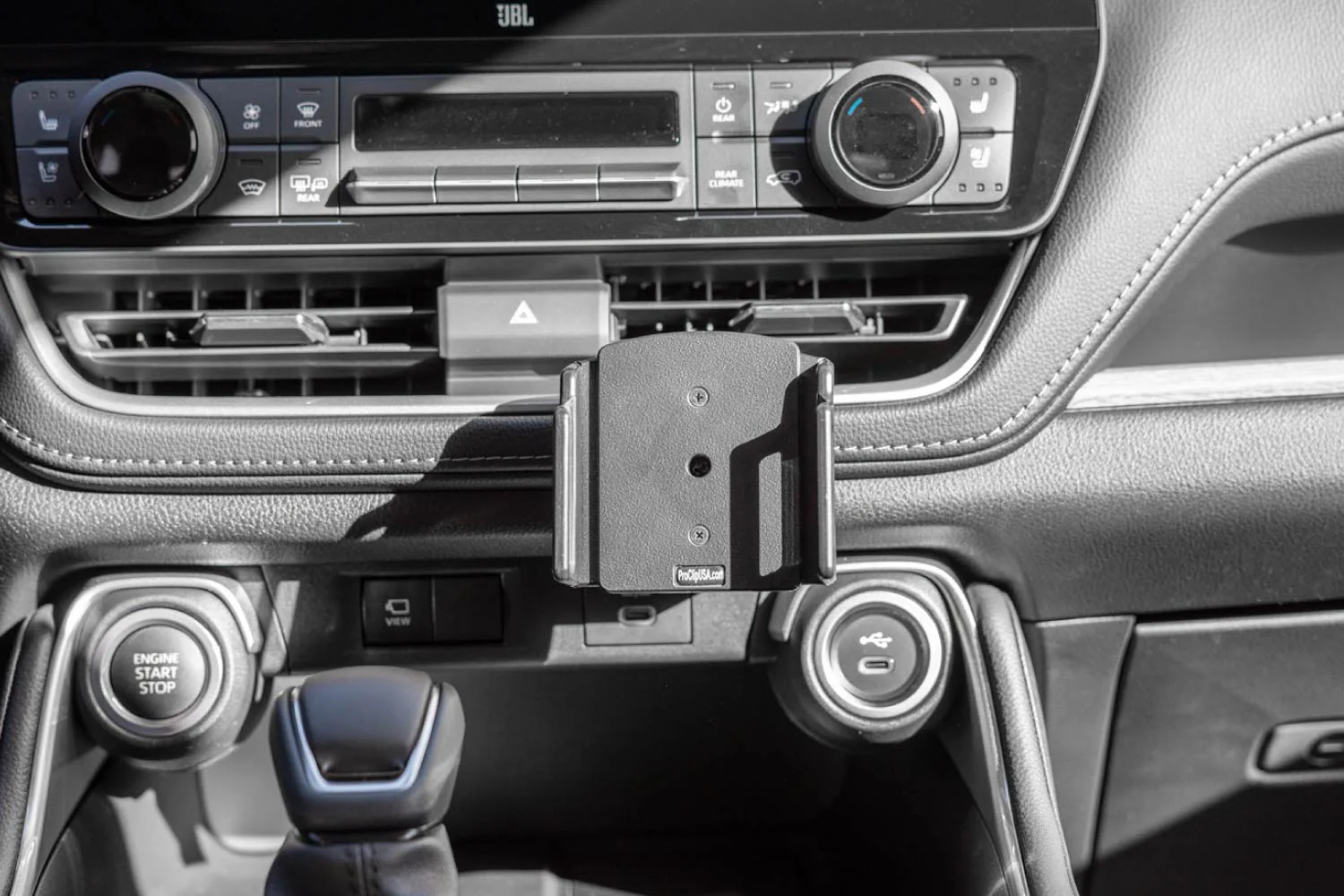 Toyota Grand Highlander Center Dash Mount - Image 4