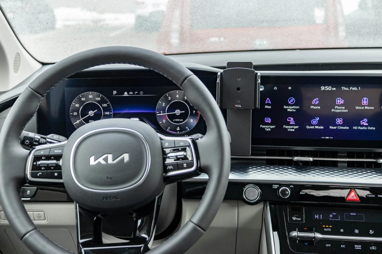 Center Dash Mount for KIA Carnival - Image 4
